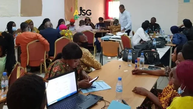 Ebola : une trentaine de journalistes formés sur la couverture des urgences de santé publique
