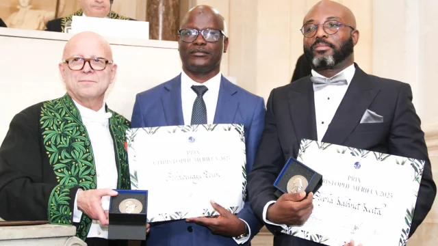Recherches sur les zoonoses : les Prs Touré et Keita ont reçu le Prix Christophe Mérieux 2025